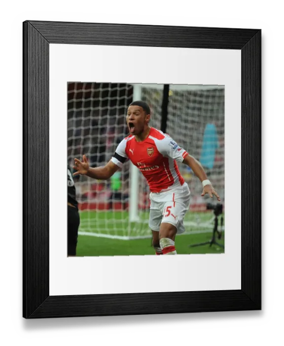 Framed Print : Alex Oxlade-Chamberlain: In Action for Arsenal Against Burnley (2014 / 15)
