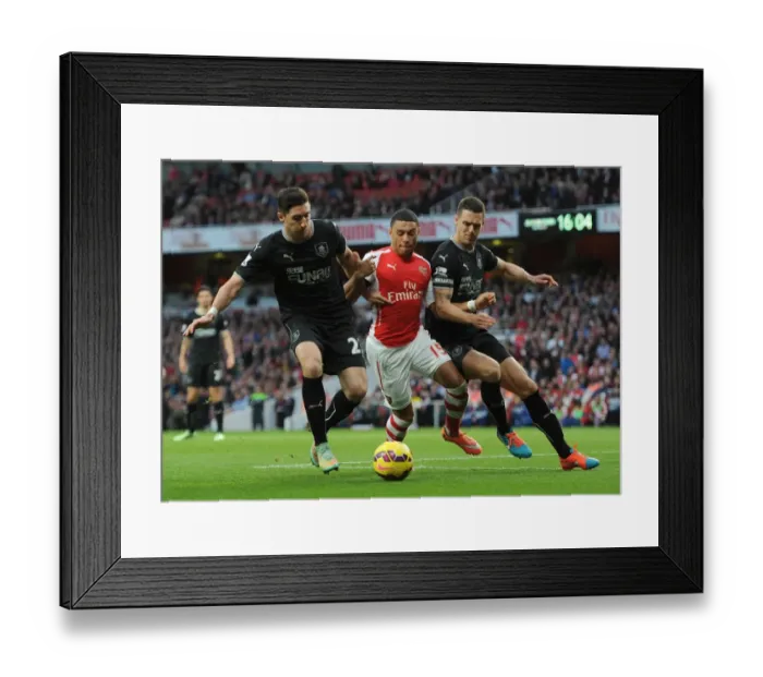 Framed Print : Arsenal's Oxlade-Chamberlain Clashes with Burnley's Ward and Shackell Framed Print : Arsenal's Oxlade-Chamberlain Clashes with Burnley's Ward and Shackell
