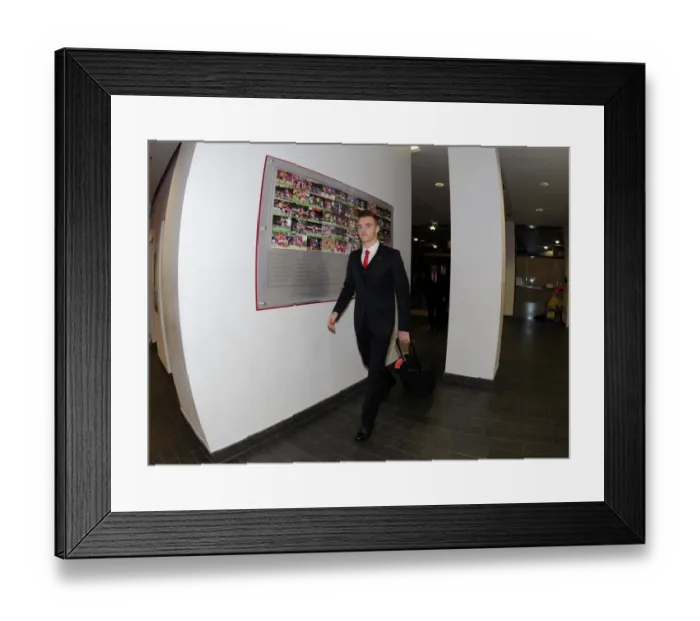 Framed Print : Calum Chambers Heads to Emirates Stadium: Arsenal FC vs RSC Anderlecht, UEFA Champions League, 2014