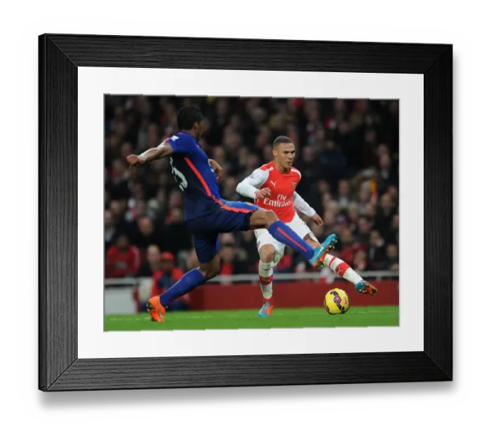 Framed Print : Kieran Gibbs (Arsenal) Antonio Valencia (Man Utd). Arsenal 2: 1 Manchester United Framed Print : Kieran Gibbs (Arsenal) Antonio Valencia (Man Utd). Arsenal 2: 1 Manchester United