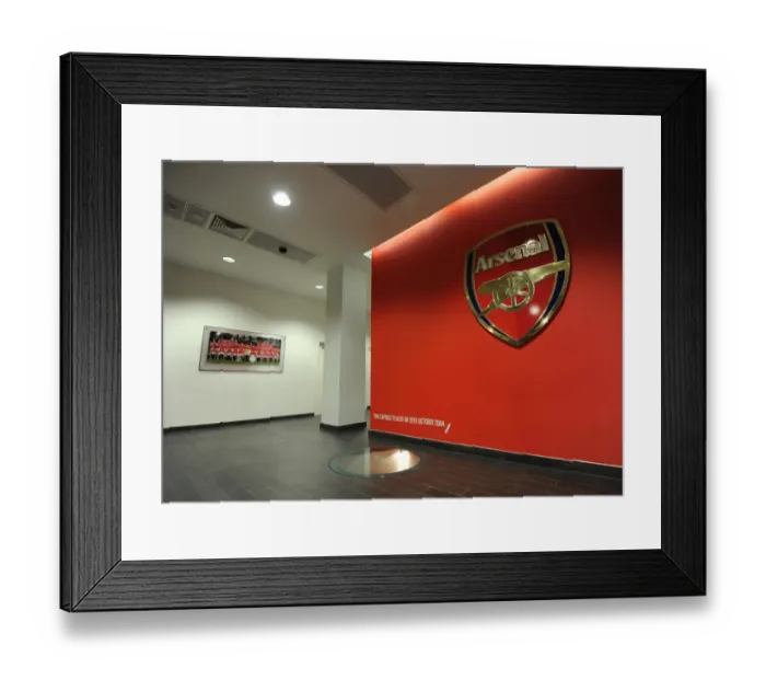 Framed Print : Arsenal 2:1 Manchester United - Barclays Premier League Victory at Emirates Stadium