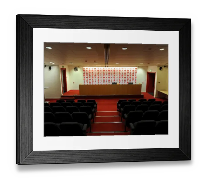 Framed Print : Arsenal Pre-Match Press Conference Ahead of Arsenal v Manchester United (2014-15) Framed Print : Arsenal Pre-Match Press Conference Ahead of Arsenal v Manchester United (2014-15)