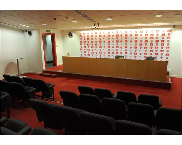 Arsenal Pre-Match Press Conference: Arsenal v Manchester United (2014-15)