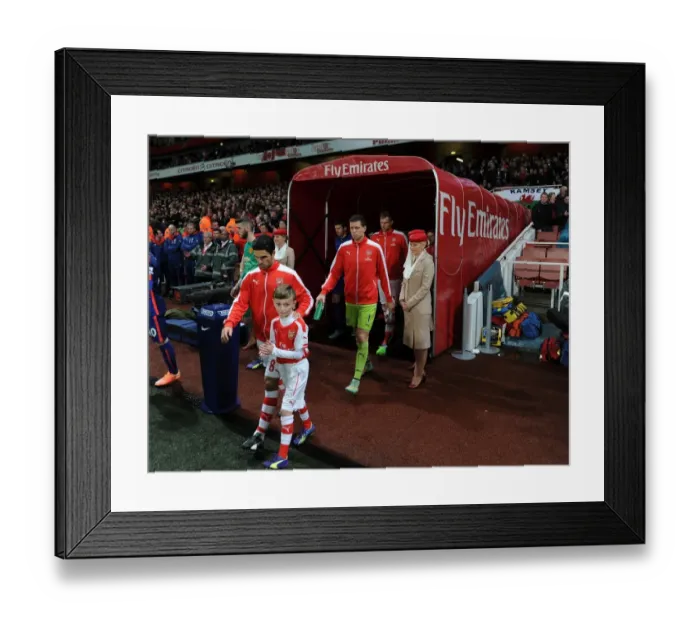 Framed Print : Arsenal vs Manchester United: Emirates Stadium Battle - Premier League 2014-15 Framed Print : Arsenal vs Manchester United: Emirates Stadium Battle - Premier League 2014-15