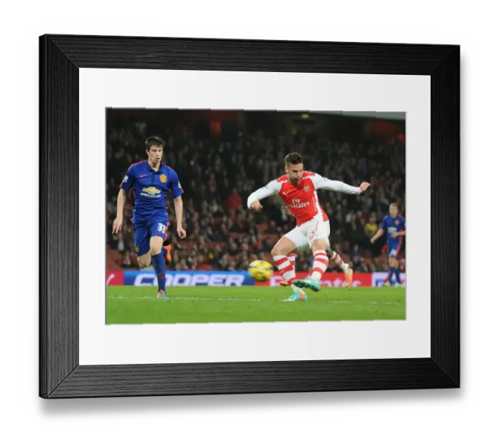 Framed Print : Giroud Scores Stunner: Arsenal vs Manchester United, Premier League 2014-15