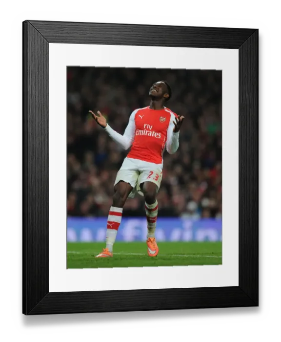 Framed Print : Danny Welbeck vs Manchester United: Arsenal Premier League Clash 2014-15 Framed Print : Danny Welbeck vs Manchester United: Arsenal Premier League Clash 2014-15