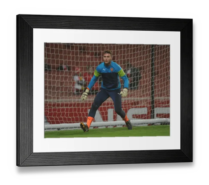 Framed Print : Arsenal Triumphs 2-0 over Borussia Dortmund in UEFA Champions League Group D