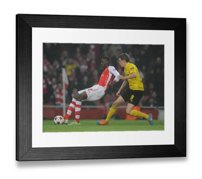Framed Print : Yaya Sanogo Scores the Opener: Arsenal vs. Borussia Dortmund, UEFA Champions League, 2014 Framed Print : Yaya Sanogo Scores the Opener: Arsenal vs. Borussia Dortmund, UEFA Champions League, 2014