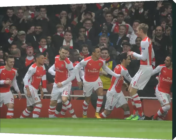 Yaya Sanogo celebrates scoring Arsenals 1st goal with his team mates. Arsenal 2