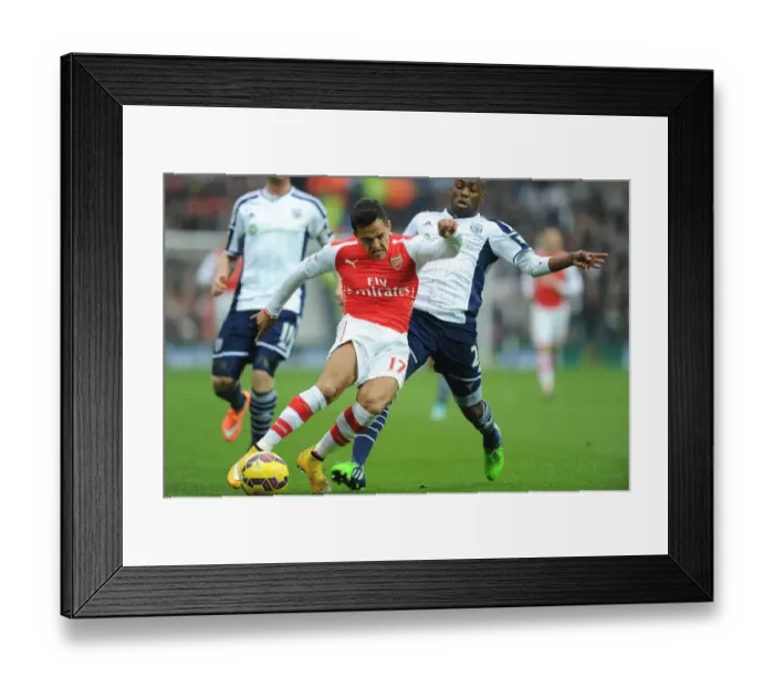 Framed Print : Arsenal's Alexis Sanchez Outmaneuvers West Brom's Youssouf Mulumbu