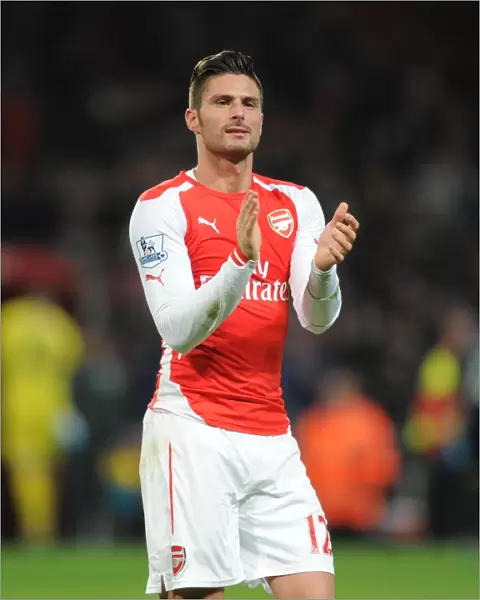 Olivier Giroud (Arsenal) claps the fans after the match. Arsenal 1: 0 Southampton