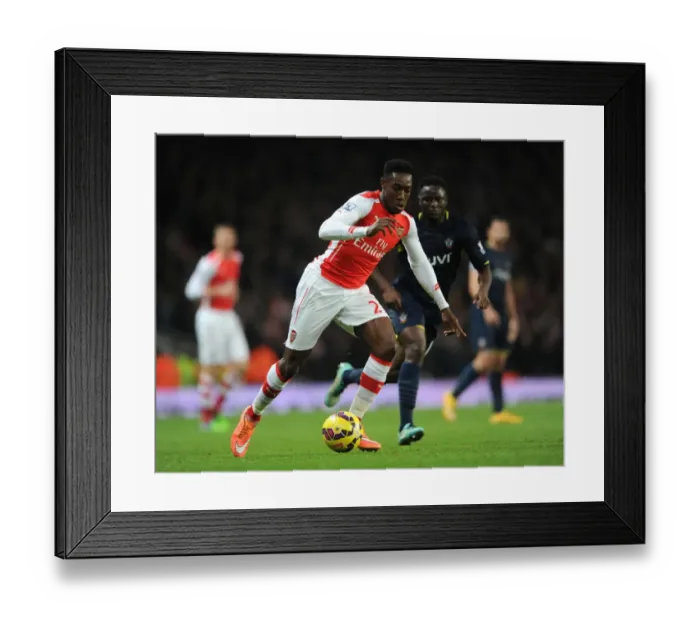 Framed Print : Danny Welbeck in Action: Arsenal vs Southampton, Premier League 2014-15