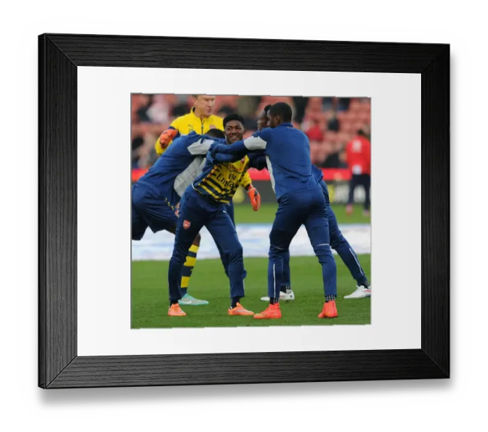 Framed Print : Arsenal's Ainsley Maitland-Niles Gears Up for Stoke City Clash (2014-15) Framed Print : Arsenal's Ainsley Maitland-Niles Gears Up for Stoke City Clash (2014-15)