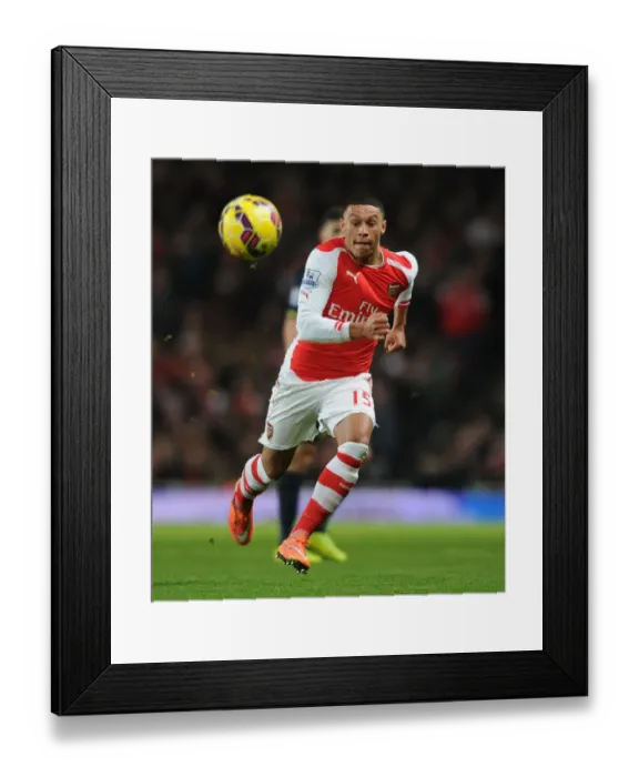 Framed Print : Alex Oxlade-Chamberlain in Action: Arsenal vs Southampton, Premier League 2014-15 Framed Print : Alex Oxlade-Chamberlain in Action: Arsenal vs Southampton, Premier League 2014-15