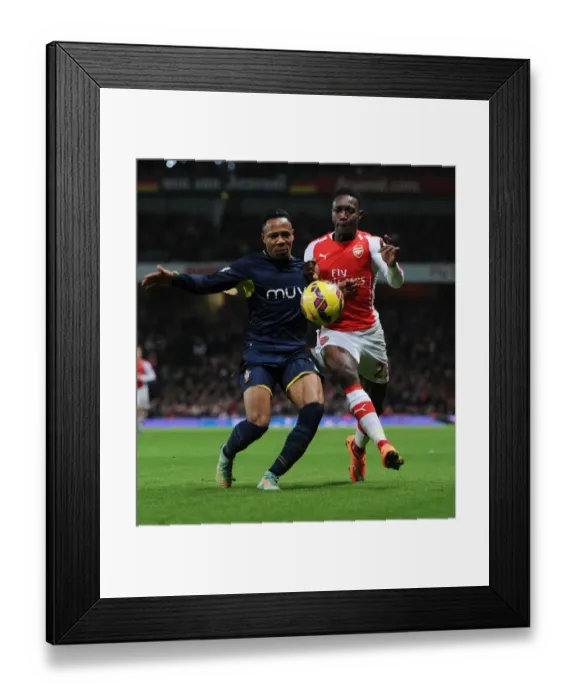 Framed Print : Arsenal vs Southampton: Welbeck vs Clyne in Intense Premier League Clash Framed Print : Arsenal vs Southampton: Welbeck vs Clyne in Intense Premier League Clash