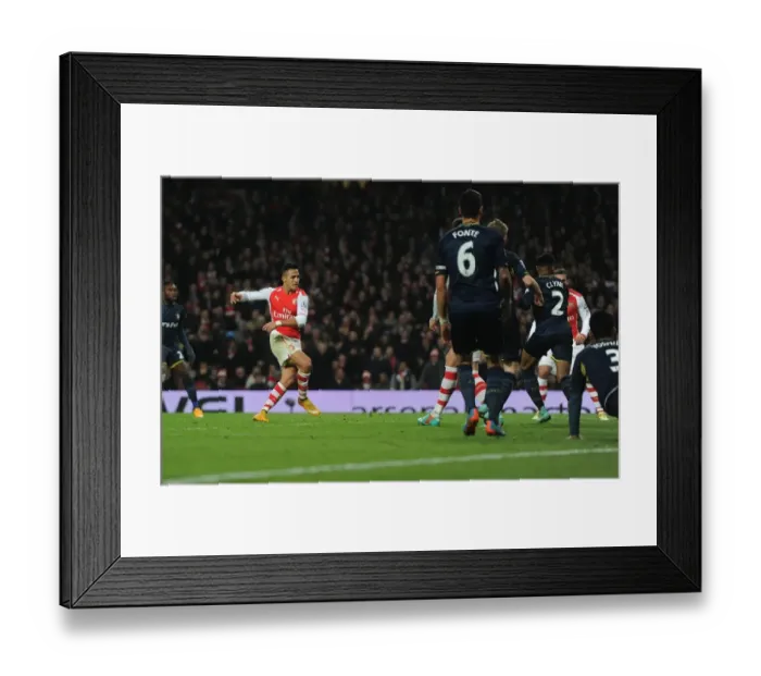 Framed Print : Alexis Sanchez Scores Stunner: Arsenal vs. Southampton, Premier League 2014-15 Framed Print : Alexis Sanchez Scores Stunner: Arsenal vs. Southampton, Premier League 2014-15