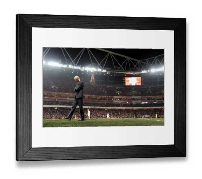 Framed Print : Arsene Wenger Leads Arsenal Against Southampton in Premier League (December 2014) Framed Print : Arsene Wenger Leads Arsenal Against Southampton in Premier League (December 2014)