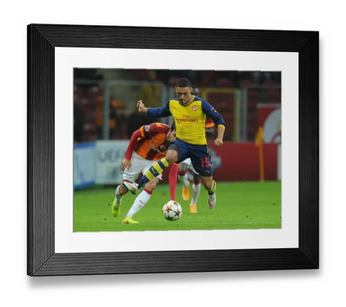 Framed Print : Alex Oxlade-Chamberlain in Action: Arsenal vs. Galatasaray, UEFA Champions League, Istanbul, 2014