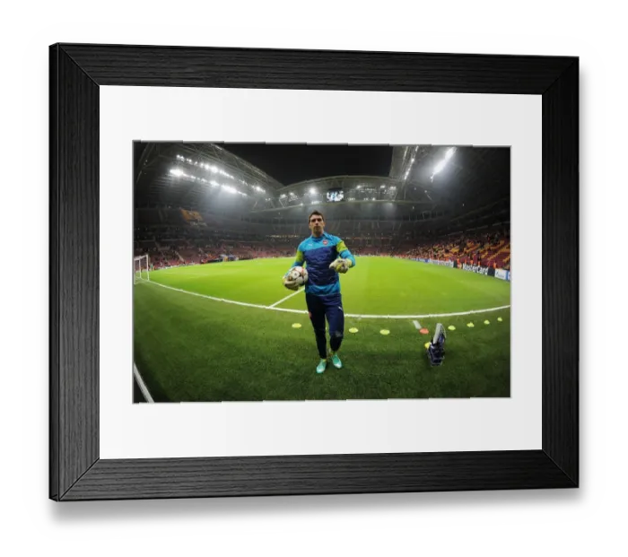 Framed Print : Emiliano Martinez: Arsenal's Ready-to-Go Goalkeeper Ahead of Galatasaray Clash, Istanbul 2014