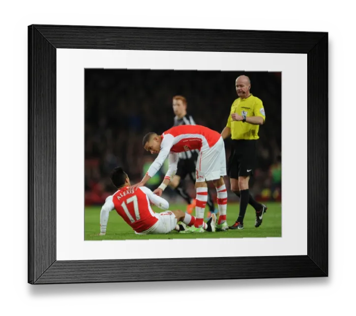 Framed Print : Arsenal vs Newcastle United: Lee Mason Referees Tense Premier League Clash (December 2014) Framed Print : Arsenal vs Newcastle United: Lee Mason Referees Tense Premier League Clash (December 2014)