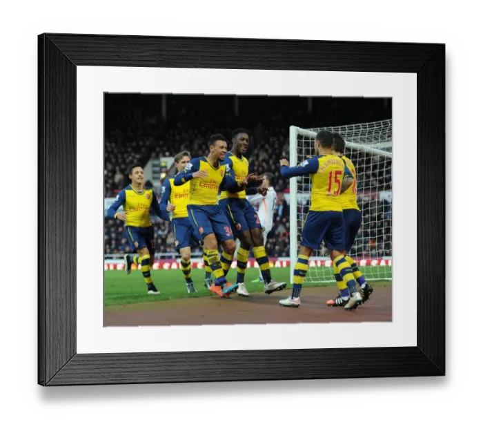 Framed Print : Danny Welbeck's Brace: Arsenal's Victory Over West Ham United (2014-15)