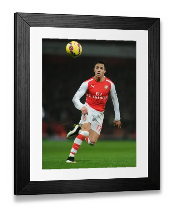Framed Print : Alexis Sanchez in Action: Arsenal vs. Queens Park Rangers (2014-15) Framed Print : Alexis Sanchez in Action: Arsenal vs. Queens Park Rangers (2014-15)
