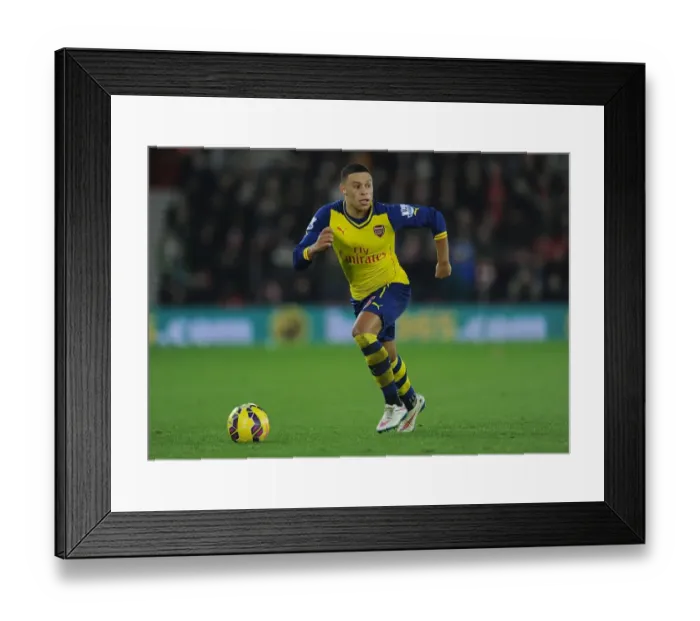 Framed Print : Alex Oxlade-Chamberlain's Standout Display: Arsenal's Victory over Southampton in the Premier League, 2014-15