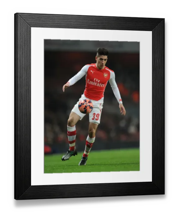 Framed Print : Hector Bellerin: In Action for Arsenal in FA Cup Clash Against Hull City (2014-15)