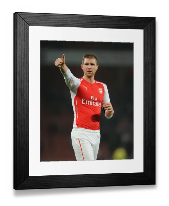 Framed Print : Per Mertesacker's FA Cup Victory Thumbs-Up: Arsenal v Hull City (2014-15) Framed Print : Per Mertesacker's FA Cup Victory Thumbs-Up: Arsenal v Hull City (2014-15)