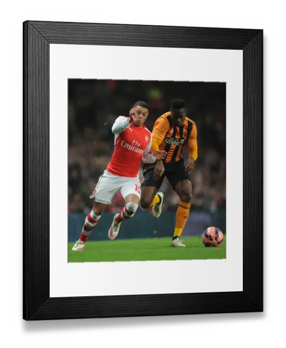 Framed Print : FA Cup Showdown: Oxlade-Chamberlain vs. Figueroa - Arsenal's Clash with Hull City