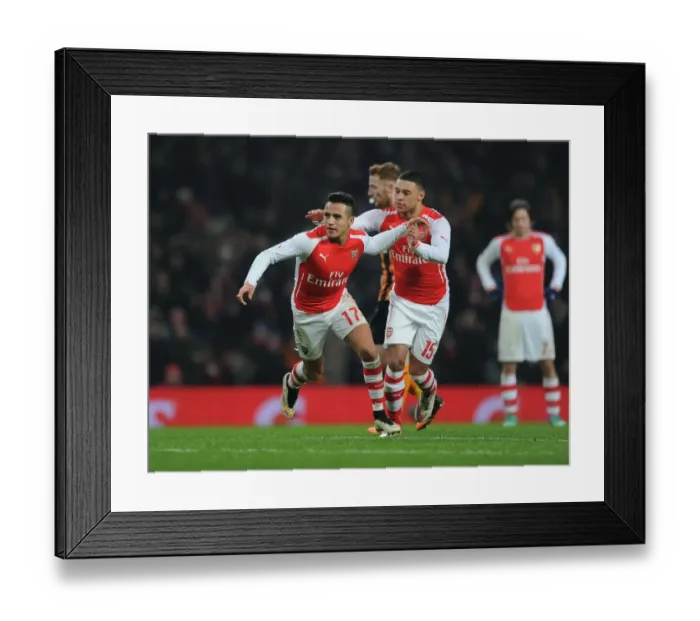 Framed Print : Arsenal's Sanchez and Oxlade-Chamberlain Celebrate FA Cup Goals vs Hull City (2014-15)