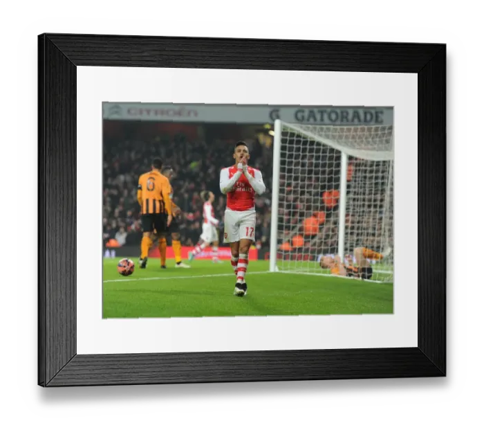 Framed Print : Arsenal vs Hull City: FA Cup Third Round Showdown at Emirates Stadium (January 2015)