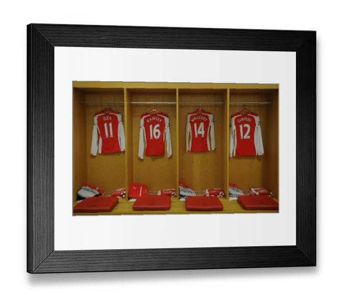 Framed Print : Arsenal Changing Room: Ozil, Ramsey, Walcott, Giroud Prepare for Arsenal v Stoke City (2014-15)