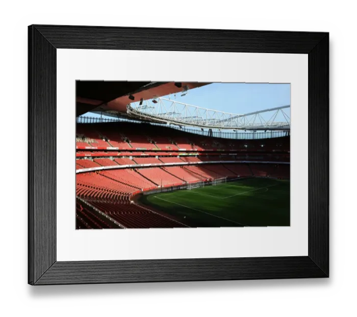 Framed Print : Premier League Showdown: Arsenal vs Stoke City at Emirates Stadium (2014-15) Framed Print : Premier League Showdown: Arsenal vs Stoke City at Emirates Stadium (2014-15)