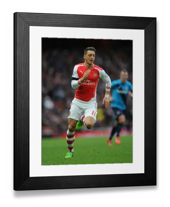 Framed Print : Mesut Ozil in Action: Arsenal vs. Stoke City (Premier League 2014-15)