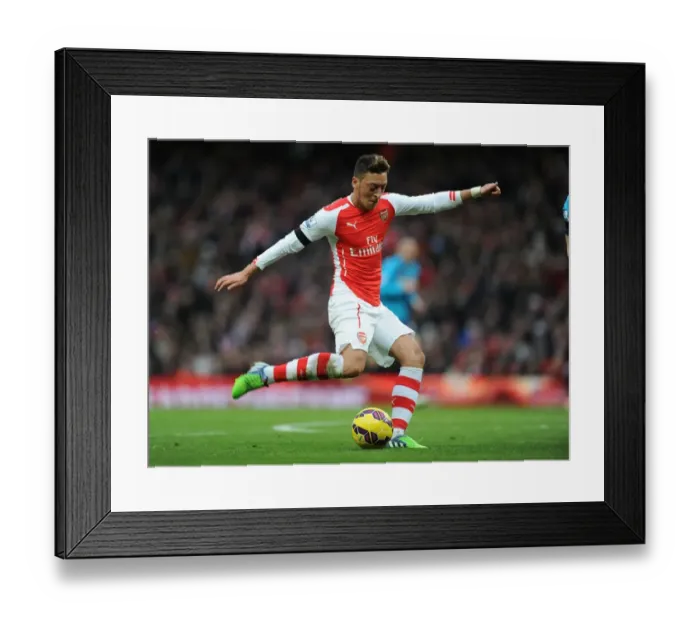 Framed Print : Mesut Ozil in Action: Arsenal vs. Stoke City (Premier League 2014-15)