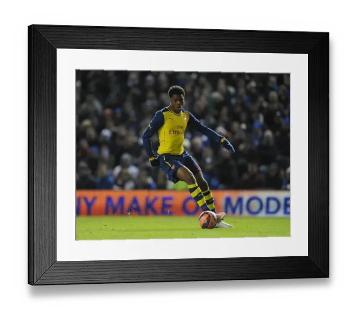 Framed Print : Chuba Akpom in Action: Brighton & Hove Albion vs Arsenal, FA Cup 2014 / 15