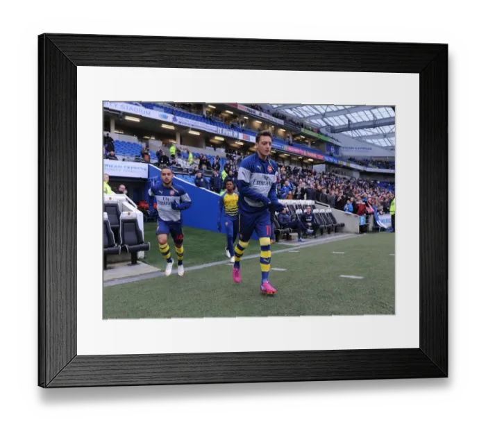 Framed Print : Mesut Ozil Prepares for FA Cup Clash against Brighton & Hove Albion