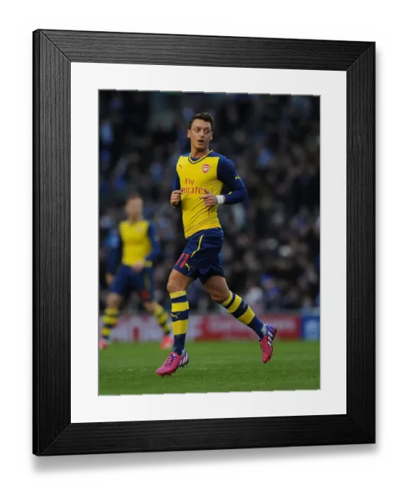 Framed Print : Mesut Ozil in Action: Arsenal's FA Cup Star Performer vs. Brighton & Hove Albion (2014 / 15) Framed Print : Mesut Ozil in Action: Arsenal's FA Cup Star Performer vs. Brighton & Hove Albion (2014 / 15)