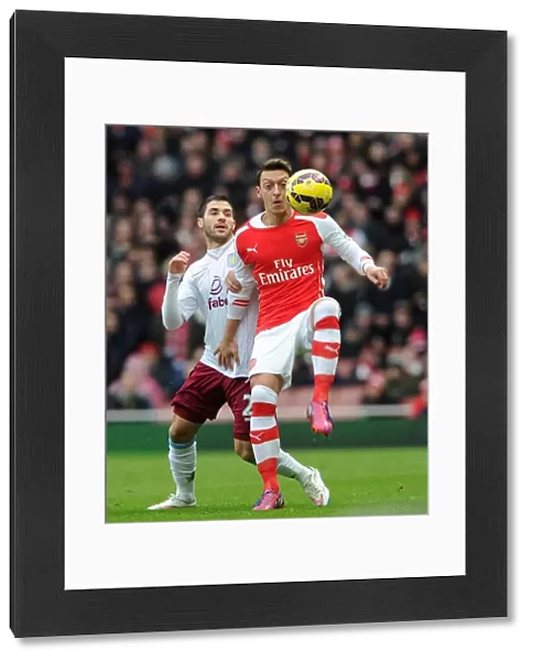 Mesut Ozil (Arsenal) Carles Gil (Villa). Arsenal 5: 0 Aston Villa. Barclays Premier League