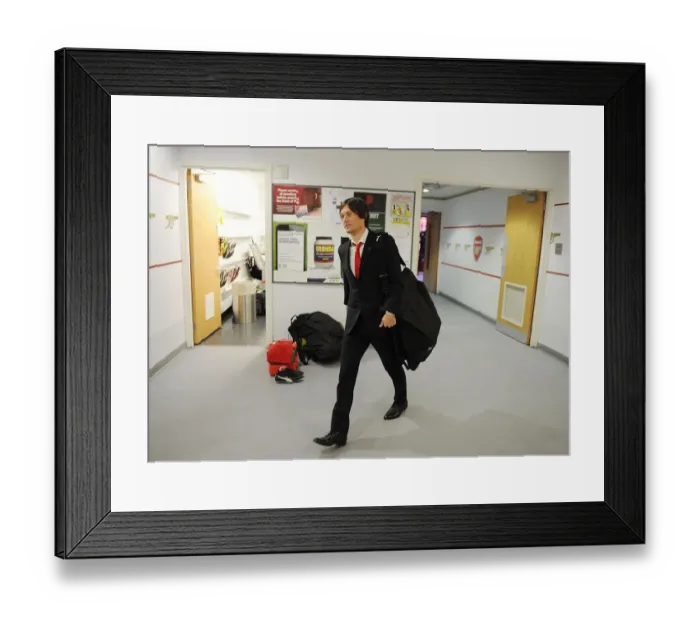 Framed Print : Arsenal FC: Tomas Rosicky's Arrival at Emirates Stadium (Arsenal v Aston Villa, 2015) Framed Print : Arsenal FC: Tomas Rosicky's Arrival at Emirates Stadium (Arsenal v Aston Villa, 2015)