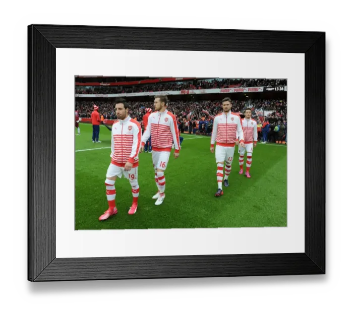 Framed Print : Arsenal v Aston Villa - Premier League