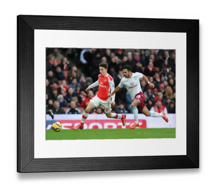 Framed Print : Hector Bellerin's Mesmerizing Dribble Past Kieran Richardson: Arsenal vs Aston Villa, Premier League 2014-15 Framed Print : Hector Bellerin's Mesmerizing Dribble Past Kieran Richardson: Arsenal vs Aston Villa, Premier League 2014-15