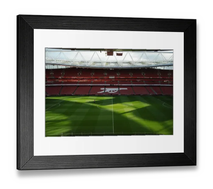 Framed Print : Arsenal vs Aston Villa: Pre-Match Preparations at Emirates Stadium, 2015 Framed Print : Arsenal vs Aston Villa: Pre-Match Preparations at Emirates Stadium, 2015