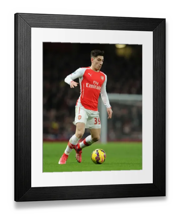 Framed Print : Arsenal's Hector Bellerin in Action Against Leicester City (Premier League 2014-15)