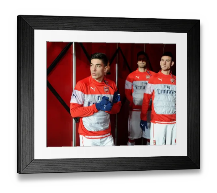 Framed Print : Hector Bellerin in the Tunnel: Arsenal v Leicester City, Premier League 2014-15 Framed Print : Hector Bellerin in the Tunnel: Arsenal v Leicester City, Premier League 2014-15