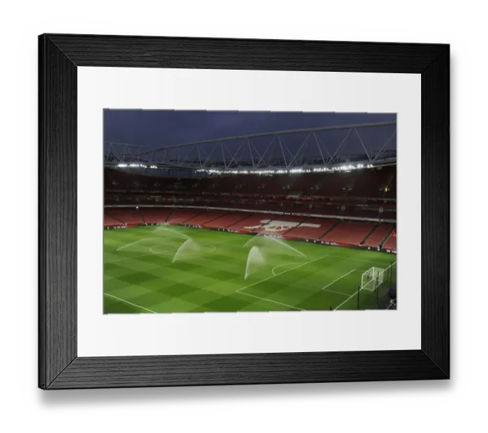 Framed Print : Arsenal vs Leicester City: Pre-Match Preparations at Emirates Stadium, 2015 Framed Print : Arsenal vs Leicester City: Pre-Match Preparations at Emirates Stadium, 2015