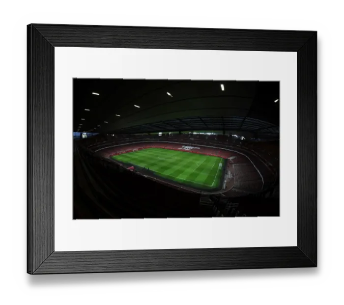 Framed Print : Arsenal vs Leicester City: Premier League Clash at Emirates Stadium, 2014-15