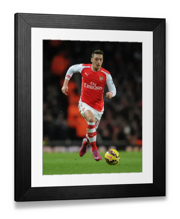 Framed Print : Mesut Ozil in Action: Arsenal vs Leicester City, Premier League 2014-15 Framed Print : Mesut Ozil in Action: Arsenal vs Leicester City, Premier League 2014-15