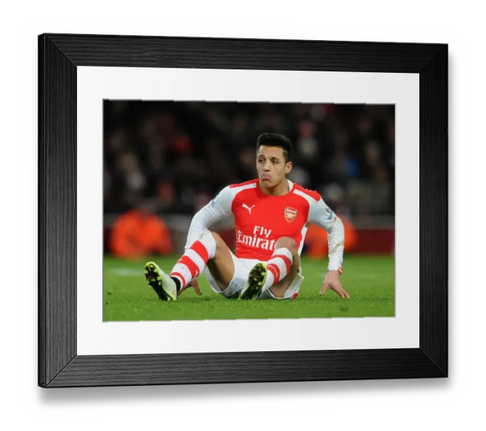 Framed Print : Alexis Sanchez in Action: Arsenal vs Leicester City, Premier League 2014-15 Framed Print : Alexis Sanchez in Action: Arsenal vs Leicester City, Premier League 2014-15